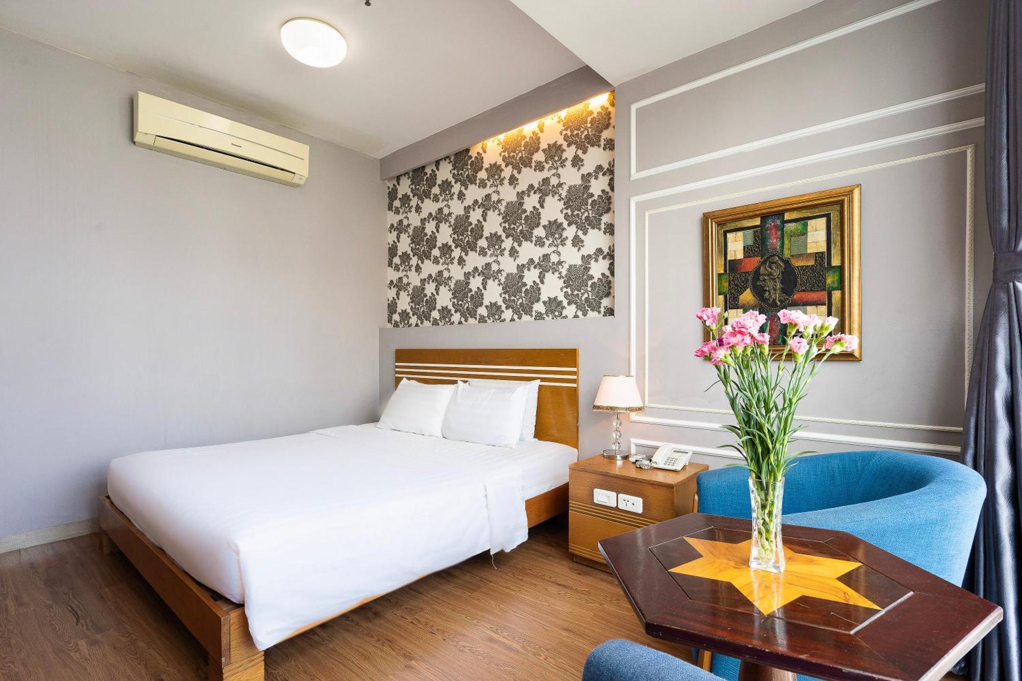 Lucky Star Hotel - Bui Vien Walking Street Hô Chi Minh-Ville Extérieur photo